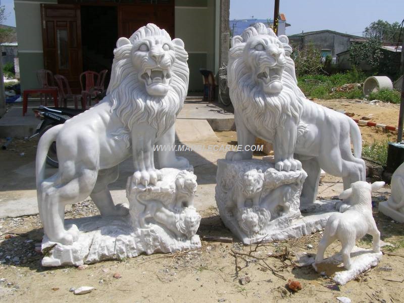 marble Lion statue sculpture