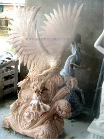 Eagle statue sculpture carving