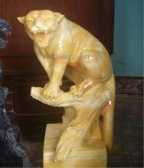 marble panther sculpture carving