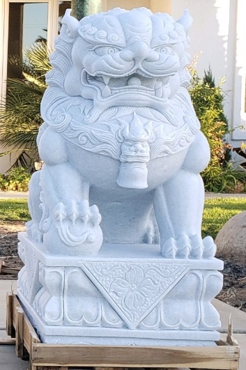 marble foodog statue sculpture