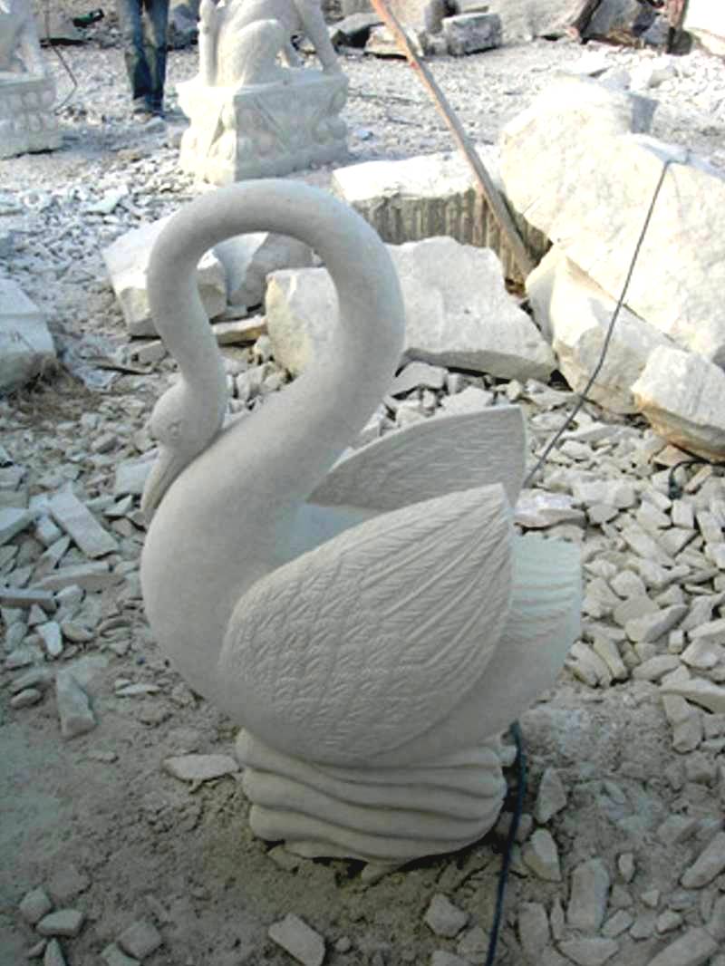 marble Swan Statue