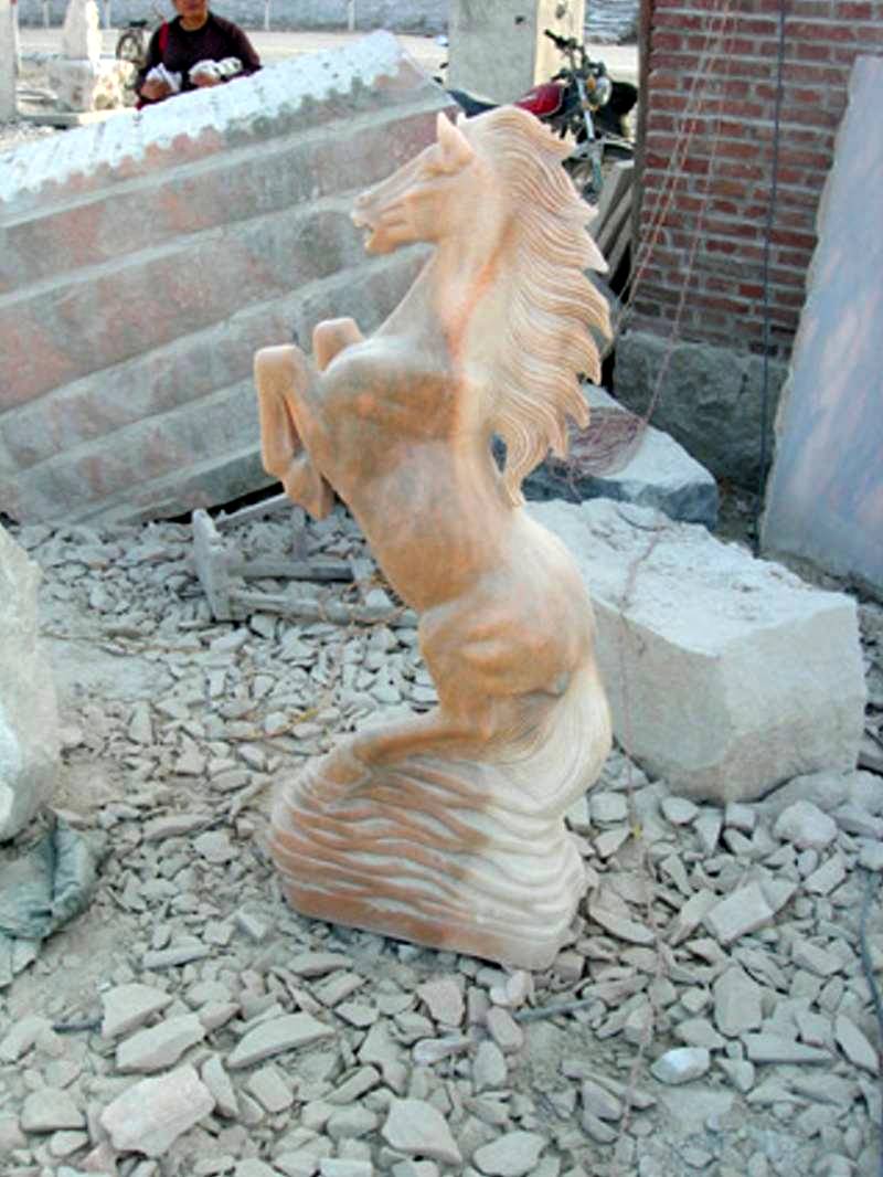 marble horse Statue